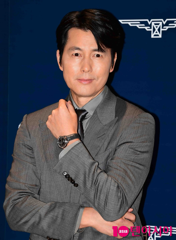 Rộ tin Jung Woo Sung hẹn hò nghiêm túc với bạn gái ngoài showbiz - Ảnh 1.