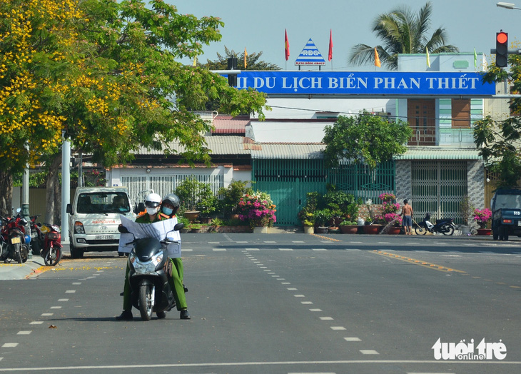 Truy tố cựu chủ tịch tỉnh Bình Thuận Lê Tiến Phương tại tòa Hà Nội - Ảnh 1.