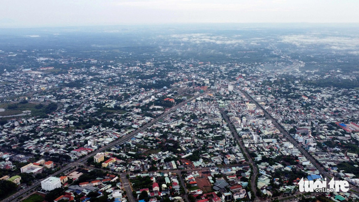 Đồng Xoài treo thưởng cho người tìm ra ‘thủ phạm’ phát tán mùi hôi trong không khí - Ảnh 1.