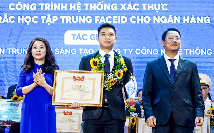 Xác thực sinh trắc học FaceID ngân hàng được vinh danh Tuổi trẻ sáng tạo - Ảnh 1.