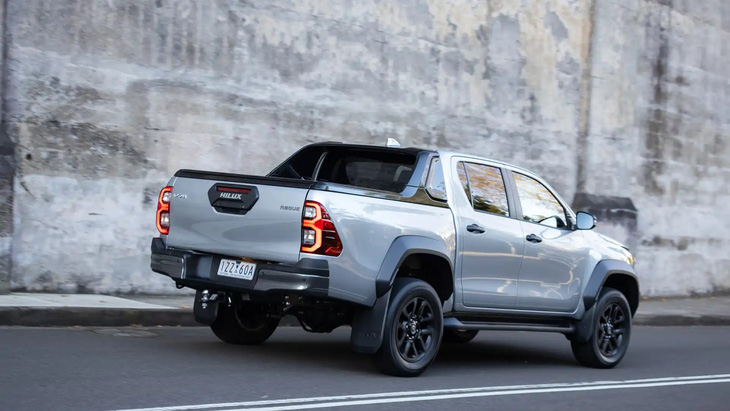 Thêm thông tin, dự đoán thiết kế Toyota Hilux đời mới - Ảnh 4.