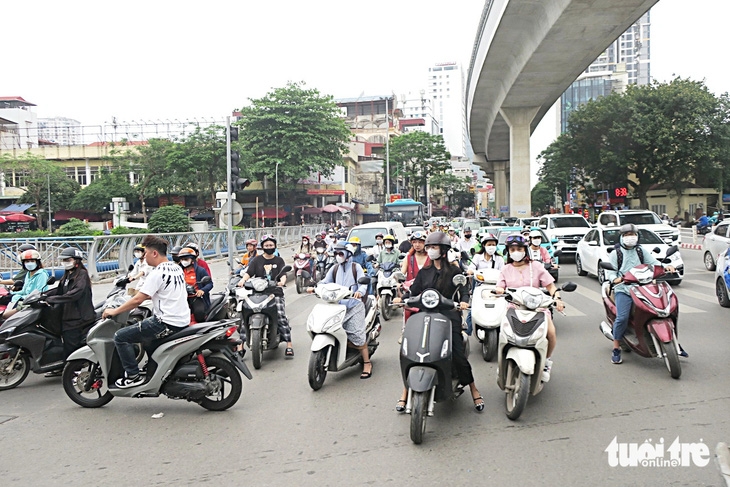 “Chấm điểm công dân” qua cách đi xe - Ảnh 1.