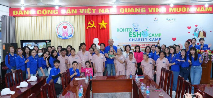 Rohto-Mentholatum Viet Nam tổ chức chuỗi hoạt động ý nghĩa tại Nha Trang - Ảnh 1.