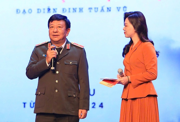 Quang Sự trở lại làm công an， Trung Ruồi vai kẻ biến thái trong Đội điều tra số 7 phần 2 - Ảnh 2.