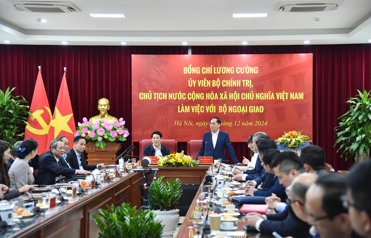 Chủ tịch nước Lương Cường: Ngành ngoại giao cần làm tốt việc tổ chức, sắp xếp bộ máy - Ảnh 2.