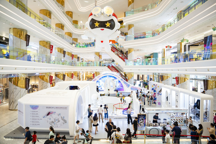 Rực rỡ không gian Giáng sinh vũ trụ tại Thiso Mall Sala - Ảnh 3.