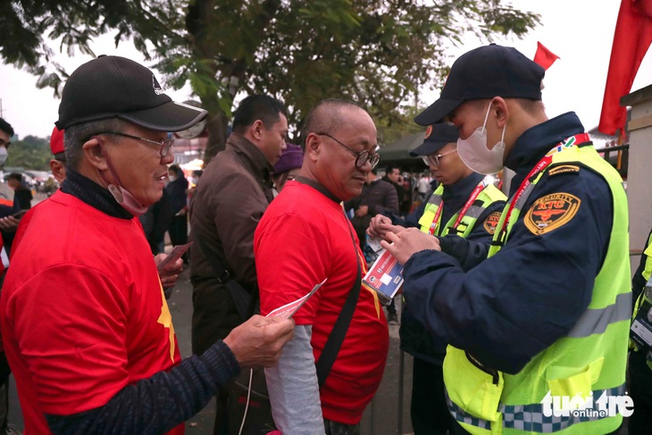 Ít hơn Việt Nam, cổ động viên Indonesia vẫn tin đội nhà chiến thắng - Ảnh 6.