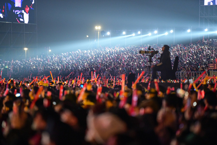 Concert Việt Nam sau Anh trai say hi, Anh trai vượt ngàn chông gai: Sản xuất xịn, fan quá đáng tiền - Ảnh 6.