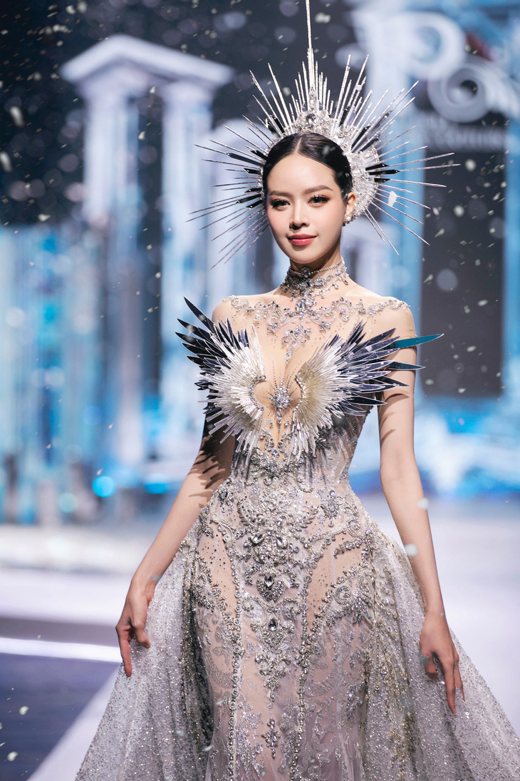 Hoa hậu Thanh Thủy diễn vedette tại Vietnam Beauty Fashion Fest 10 - Ảnh 6.