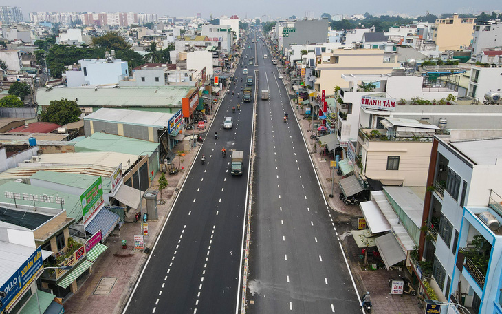 Thông xe cầu Tân Kỳ Tân Quý, cầu Bà Hom trước Tết Nguyên đán 2025 - Ảnh 3.