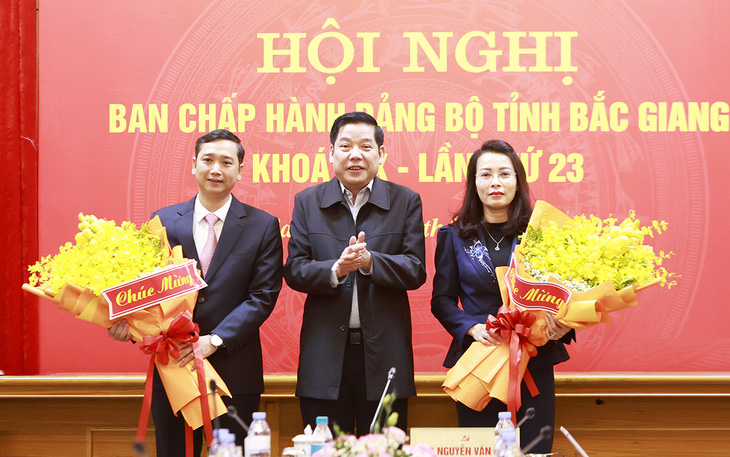 Bắc Giang có 2 phó bí thư Tỉnh ủy, một người thế hệ 8X - Ảnh 1.