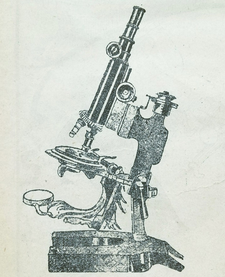 Thử tài tinh mắt: Chủ nhân của chiếc kính hiển vi ở đâu? - Ảnh 1.