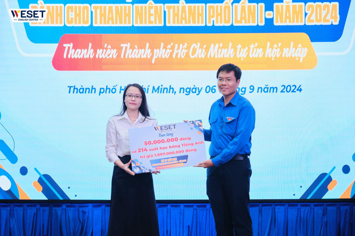 WESET đồng hành cùng Hội thi Tiếng Anh dành cho thanh niên Thành phố lần thứ I - Ảnh 2.