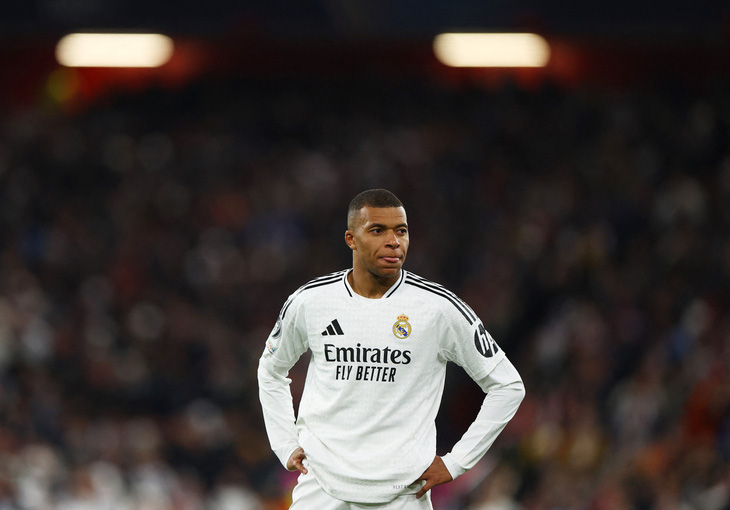 Ai bảo Mbappe sẽ đạt đẳng cấp Ronaldo là kẻ thù của Real Madrid - Ảnh 1.