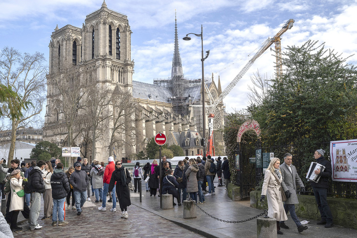 Notre-Dame mang hy vọng trở lại nước Pháp - Ảnh 1.