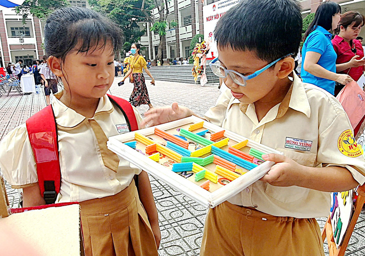 Ươm mầm cho niềm yêu thích khoa học - Ảnh 1.