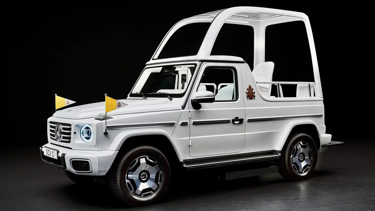 Giáo hoàng dùng Mercedes-Benz G-Class làm xe di chuyển: Popemobile mạnh nhất lịch sử? - Ảnh 4.