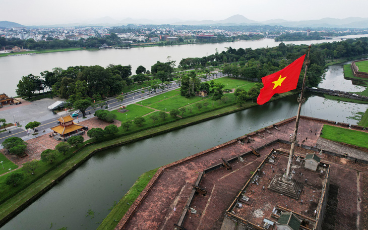 Chủ tịch Quốc hội: Huế sẽ trở thành thành phố bình yên, đáng sống - Ảnh 4.