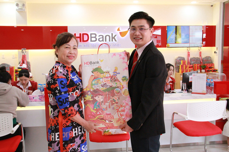 HDBank khai trương điểm giao dịch thứ 48 tại Đồng bằng Sông Cửu Long - Ảnh 4.