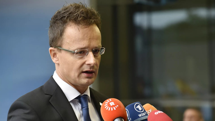 Ngoại trưởng Hungary Peter Szijjarto khẳng định Hungary sẽ không bao giờ cung cấp vũ khí cho Ukraine - Ảnh: SPUTNIK