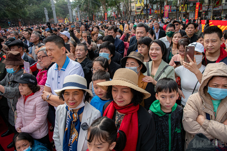 Hàng ngàn người đến dự lễ hội 235 năm chiến thắng Ngọc Hồi - Đống Đa- Ảnh 11.