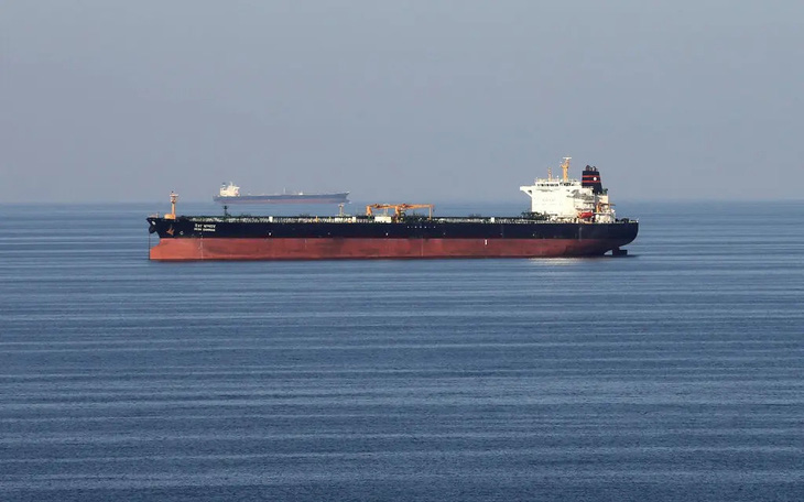 'Nếu một tàu Iran bị bắt, chúng tôi sẽ đáp trả'
