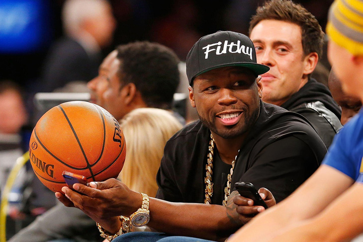 Rapper 50 cent có niềm đam mê với bóng rổ - Ảnh: REUTERS