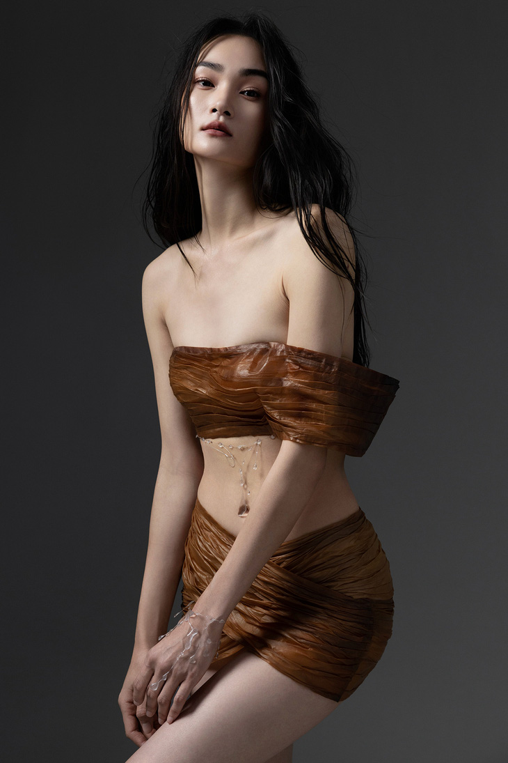 Người mẫu Thùy Trang là nàng thơ của Trần Hùng trong bộ sưu tập mới lần này - Ảnh: NVCC