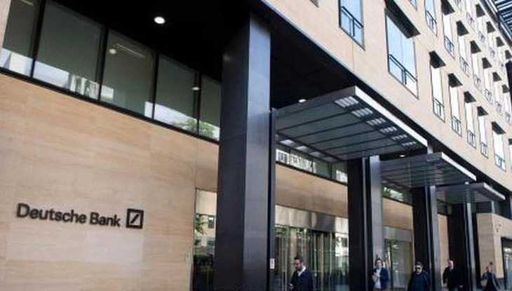 Trụ sở ngân hàng lớn nhất nước Đức Deutsche Bank ở Frankfurt am Main - Ảnh: AFP