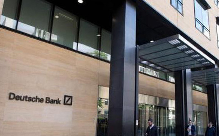 Các ngân hàng châu Âu đau đầu với 1.400 tỉ euro dư nợ cho vay bất động sản