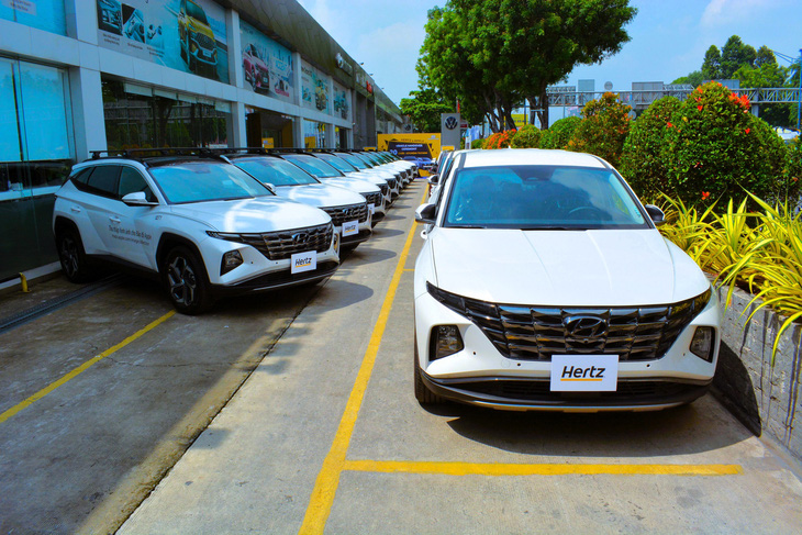 Trong khi xe phục vụ Apple Maps tại Mỹ là Subaru Impreza, tại Việt Nam hãng chọn đội 20 xe Hyundai Tucson - Ảnh: Hyundai Trường Chinh