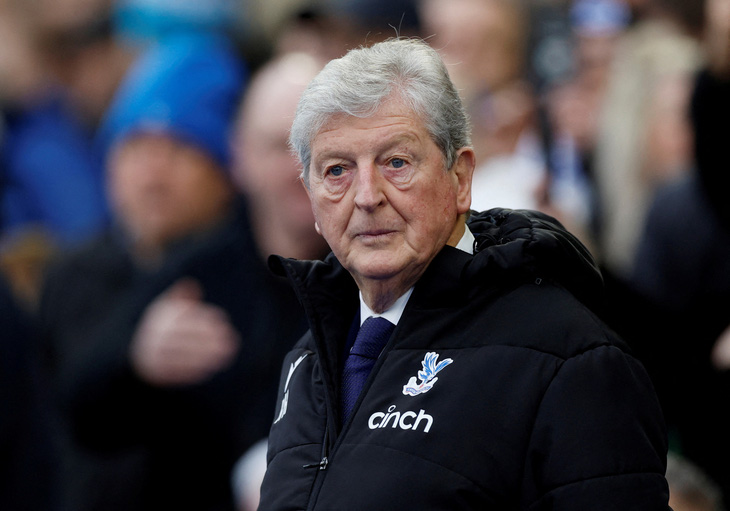 HLV Roy Hodgson phải chia tay Crystal Palace sớm hơn dự kiến - Ảnh: REUTERS