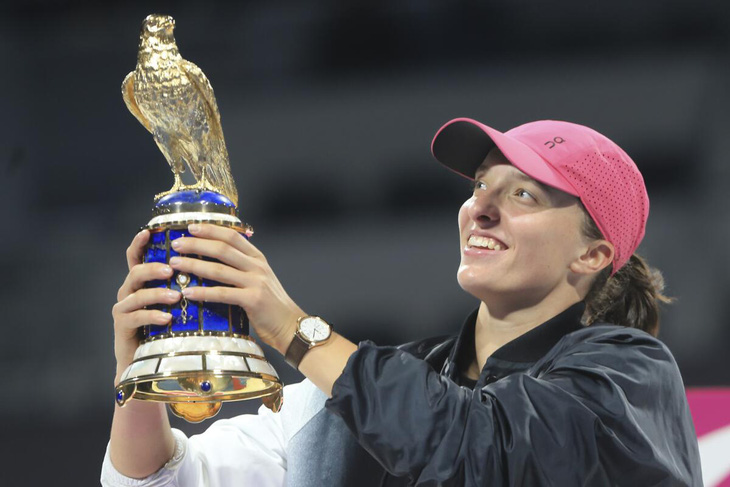 Swiatek lần thứ ba liên tiếp vô địch Qatar Open - Ảnh: AP