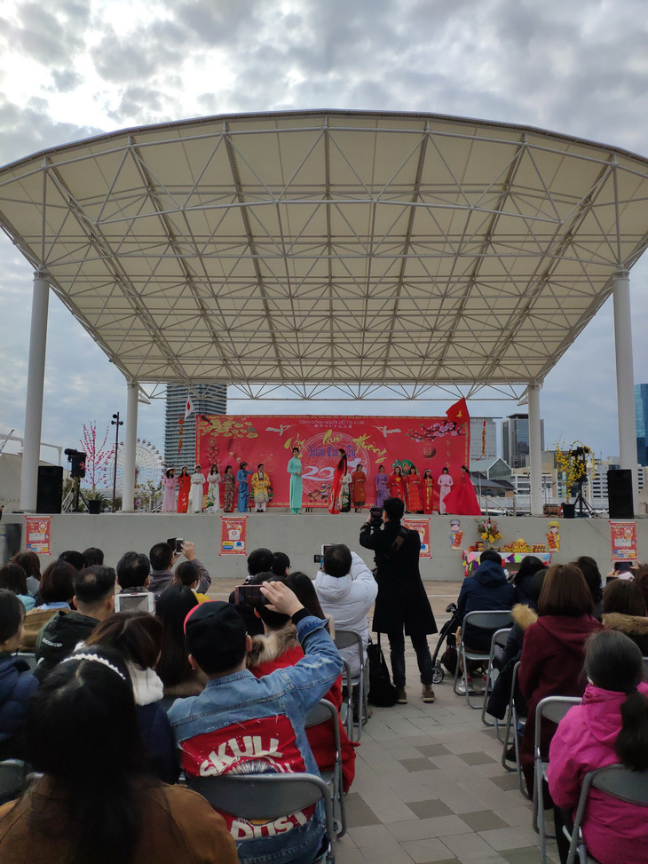 Văn nghệ mừng xuân đón Tết của cộng đồng người Việt tại Kobe