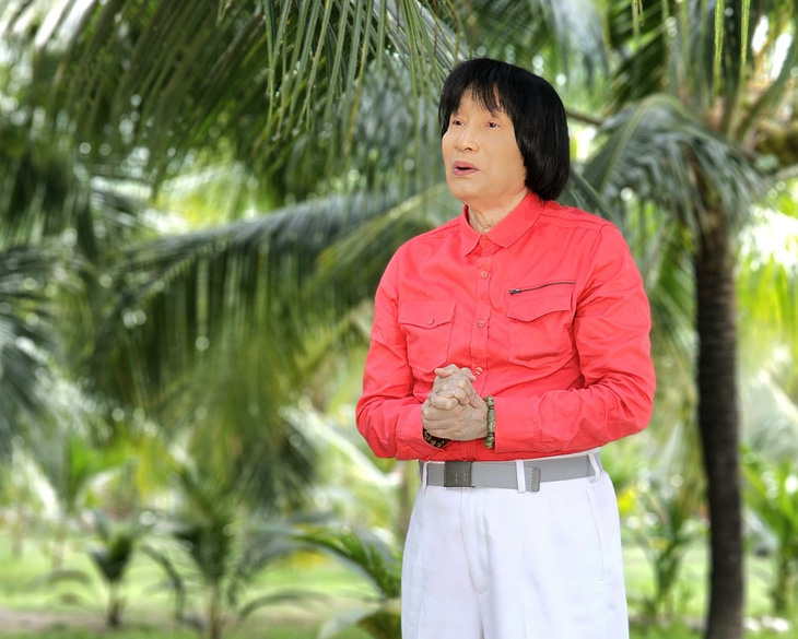 Nghệ sĩ Minh Vương thể hiện bài ca cổ Thiêng liêng K9 - Ảnh: BTC cung cấp
