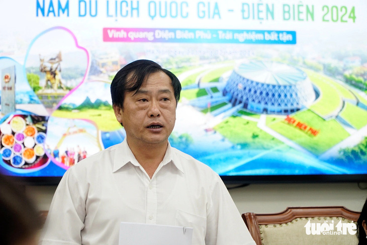 Ông Vừ A Bằng - phó chủ tịch UBND tỉnh Điện Biên - phát biểu tại họp báo thông tin Năm du lịch quốc gia Điện Biên 2024 - Ảnh: NGUYỄN HIỀN