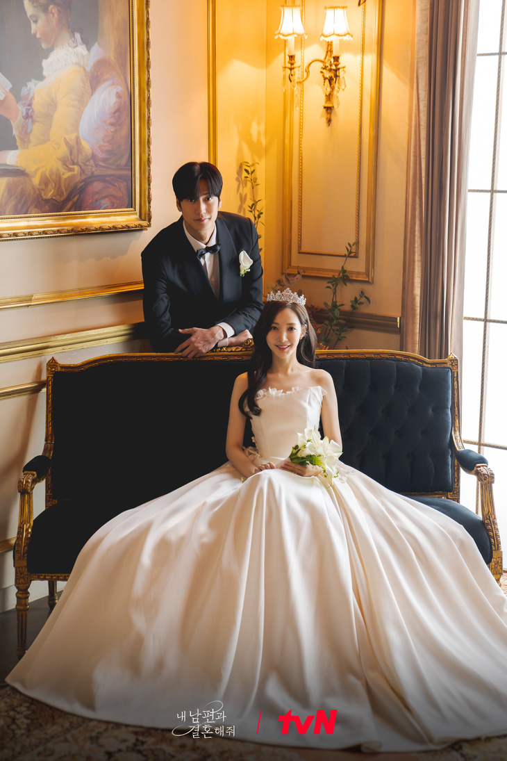'Marry my husband' gây sốt khi tung bộ ảnh cưới đẹp xuất sắc của Park Min Young và Na In Woo- Ảnh 7.