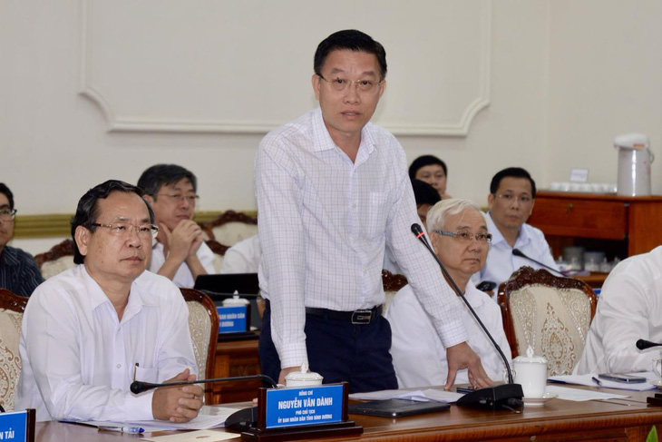 Ông Nguyễn Văn Dành - phó chủ tịch UBND tỉnh Bình Dương - cho biết thống nhất với phương án đầu tư và mong muốn làm sớm - Ảnh: THU DUNG