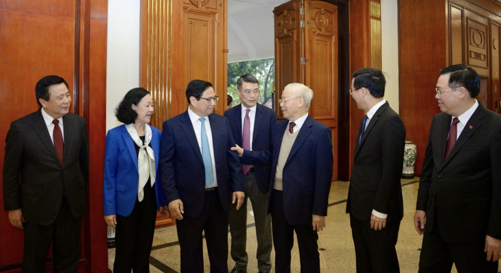 Tổng bí thư Nguyễn Phú Trọng và các lãnh đạo tham dự hội nghị - Ảnh: TTXVN