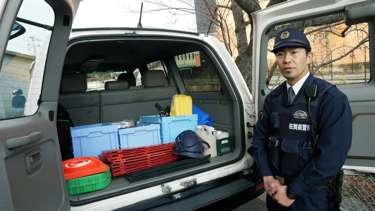 Đuôi xe chứa đầy đồ dùng thiết yếu để sử dụng tại hiện trường tai nạn - Ảnh: Toyota