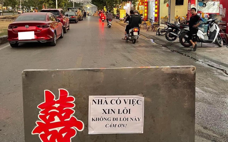 Ảnh vui 25-2: Nhà có việc 