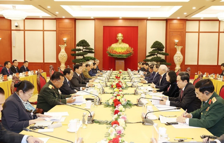 Tổng bí thư Nguyễn Phú Trọng và Tổng bí thư, Chủ tịch nước Lào Thongloun Sisoulith đồng chủ trì cuộc gặp - Ảnh: TTXVN