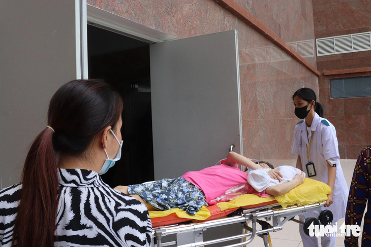 Nhiều bệnh nhân đã lựa chọn Bệnh viện Đa khoa khu vực Hóc Môn là nơi khám chữa bệnh - Ảnh: XUÂN MAI
