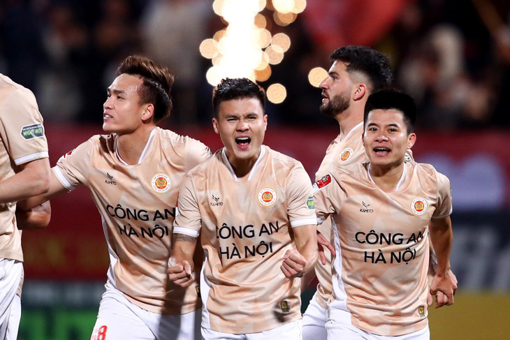 Quang Hải đang đạt phong độ tốt ở V-League 2023 - 2024 - Ảnh: MINH ĐỨC