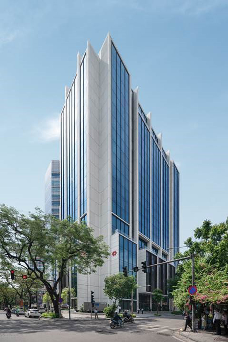 Tòa nhà trụ sở Techcombank được trao chứng nhận quốc tế cao nhất về công trình xanh - Ảnh: Techcombank