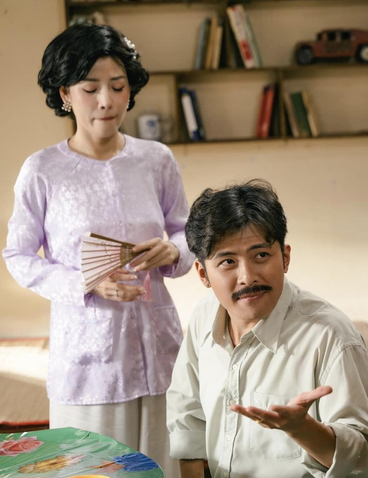 Tạo hình hài hước của Gin - Pu khi đóng vai cặp vợ chồng trong phim hài Tết