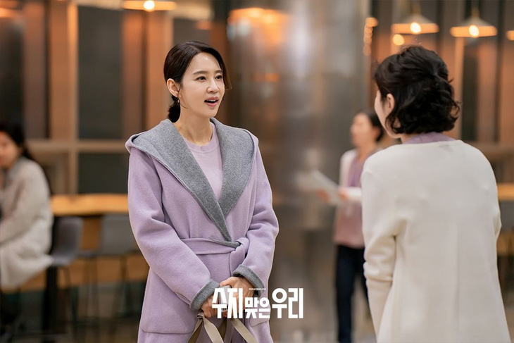 Oh Hyun Kyung khoe vẻ đẹp bị thời gian bỏ quên trong phim mới- Ảnh 3.