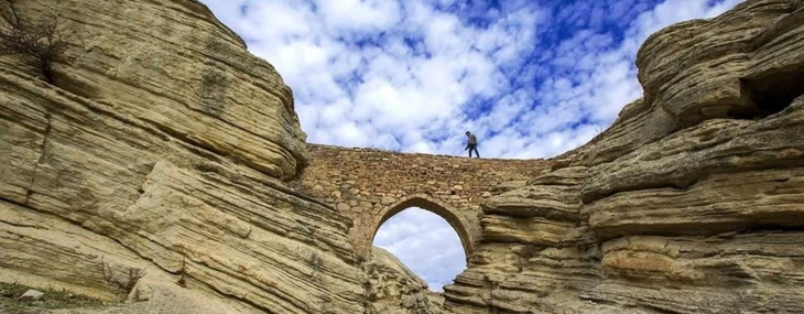 Cây cầu của quỷ 5.000 năm tuổi ở Konya, Thổ Nhĩ Kỳ - Ảnh: Konya News