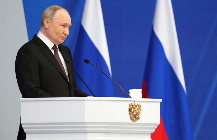 Tổng thống Nga Vladimir Putin phát biểu trong thông điệp liên bang ở Matxcơva (Nga) ngày 29-2 - Ảnh: REUTERS