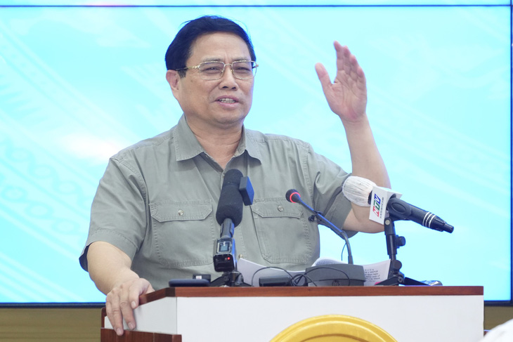 Thủ tướng Phạm Minh Chính phát biểu chỉ đạo phiên họp - Ảnh: HỮU HẠNH 